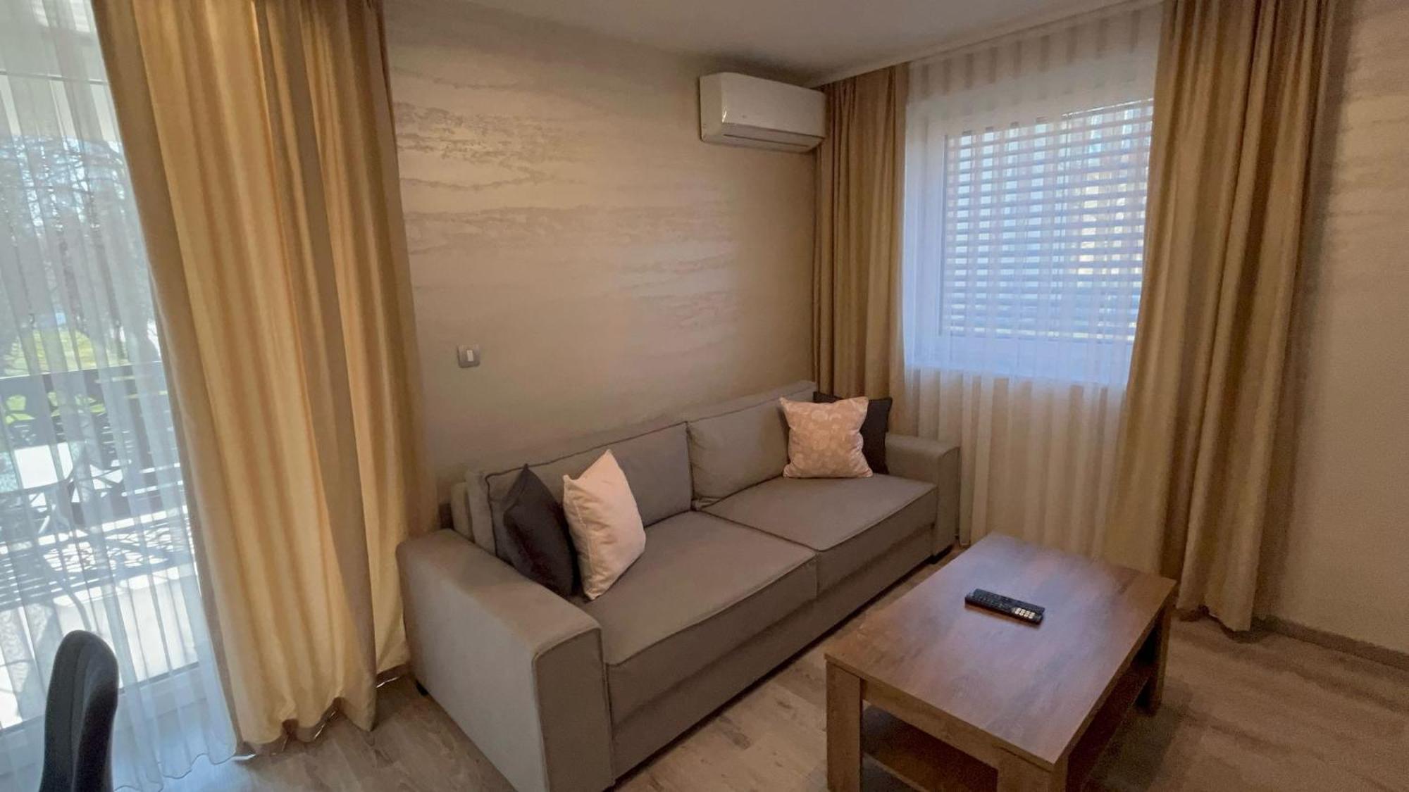 Villa Moste With Pool & Ev Station 류블랴나 객실 사진
