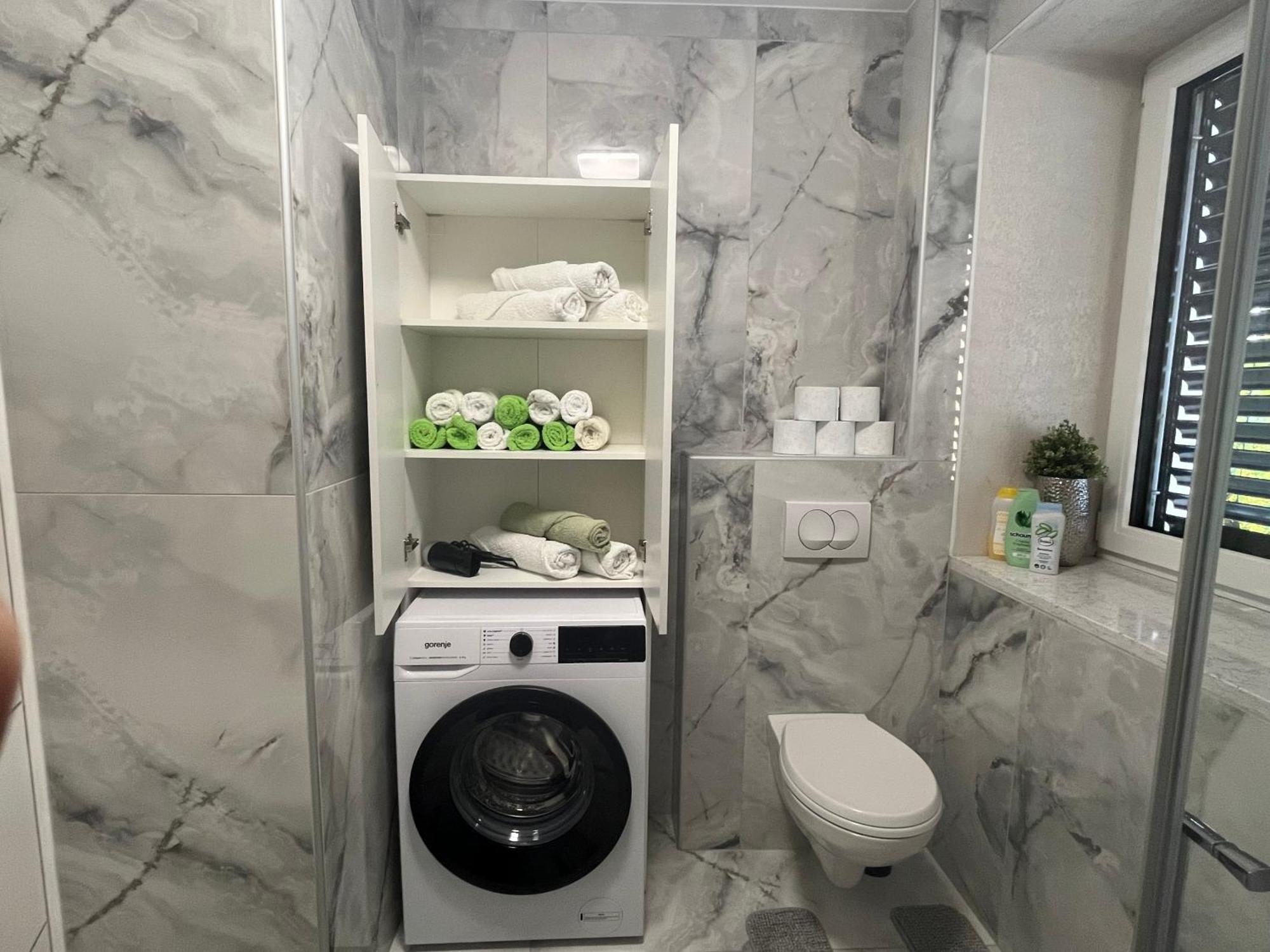 Villa Moste With Pool & Ev Station 류블랴나 외부 사진